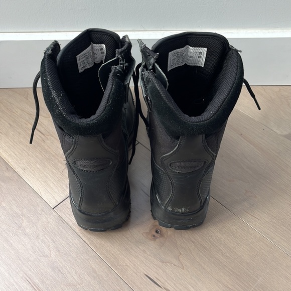 Woman winter boots - Picture 2 of 3